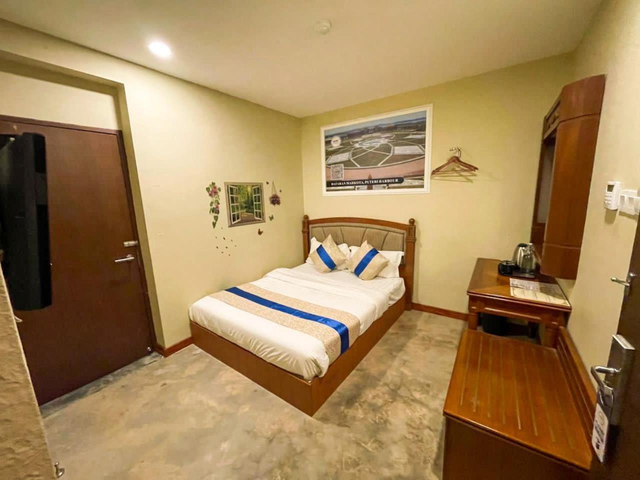 Aladdin Dream Hotel Johor Bahru Exterior photo